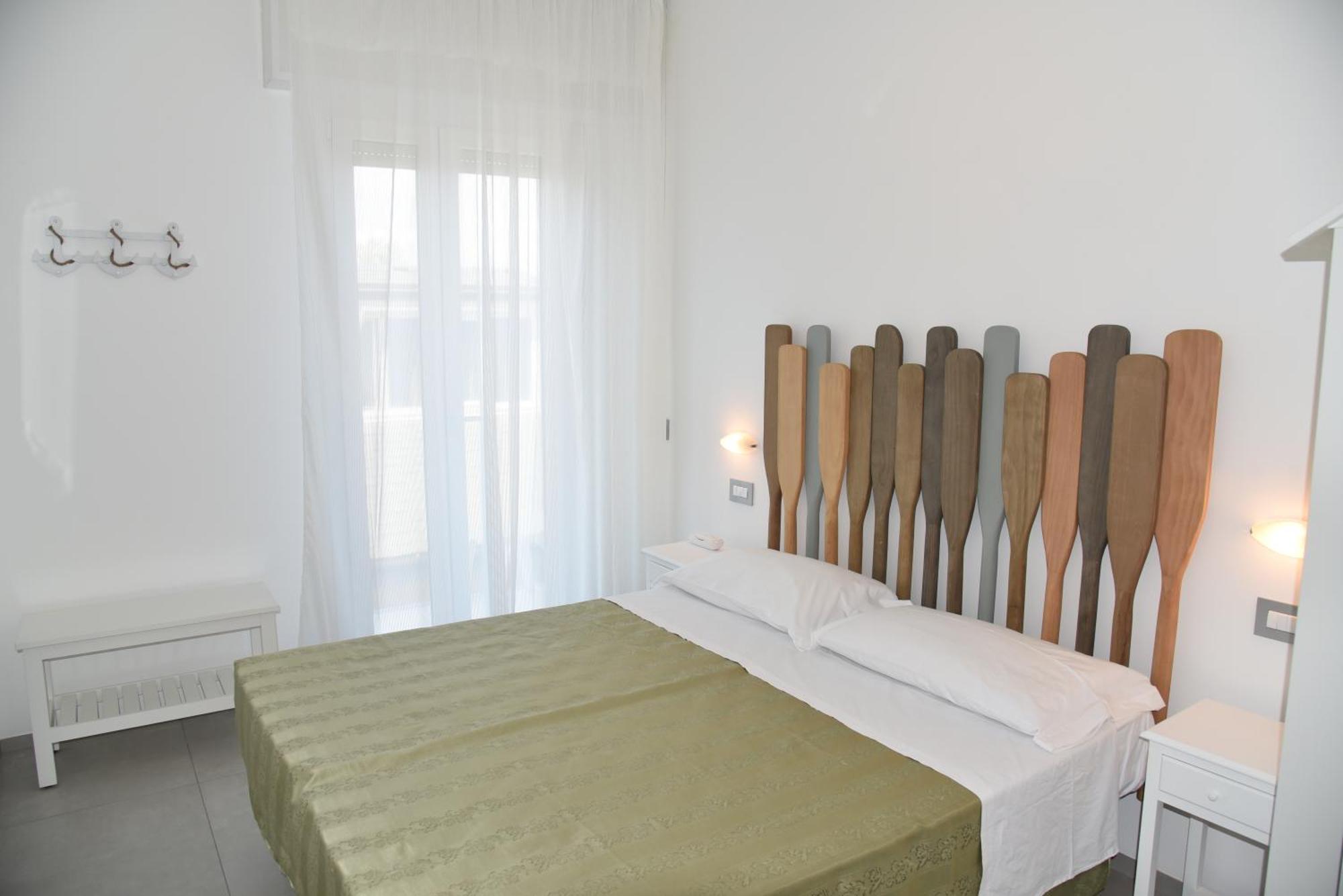 Hotel Felix Rimini Bagian luar foto