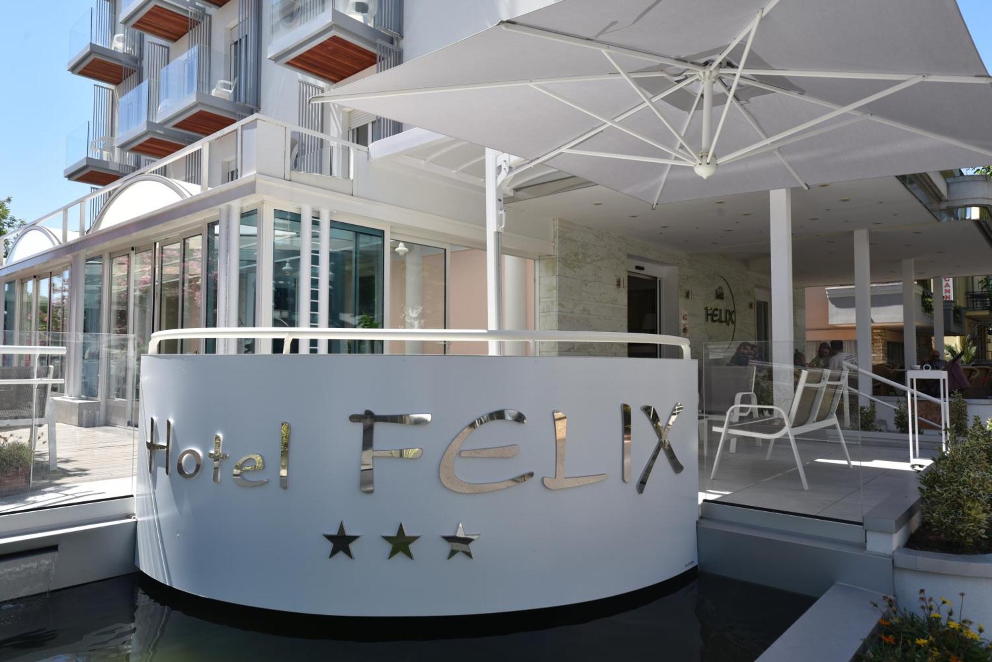Hotel Felix Rimini Bagian luar foto