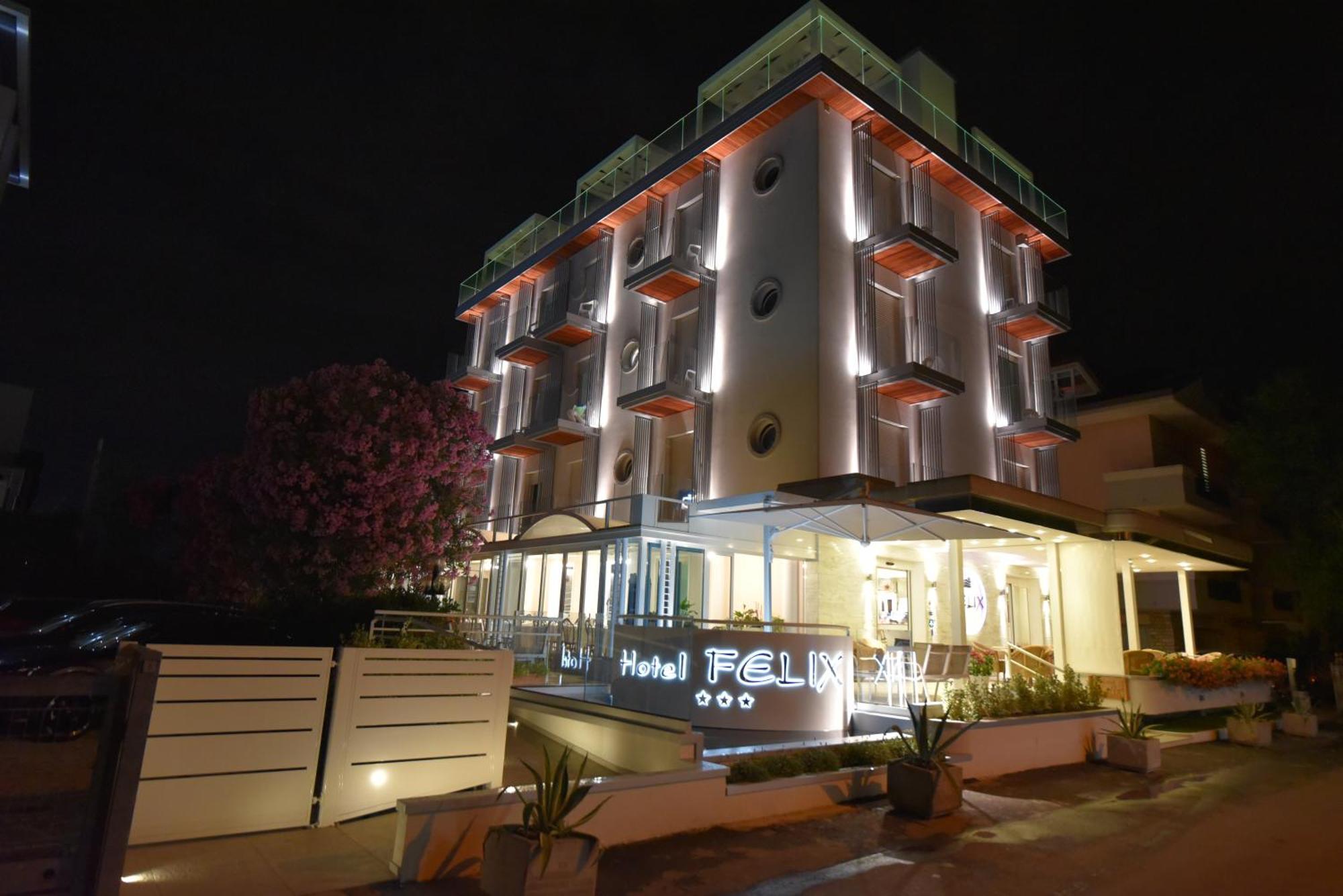 Hotel Felix Rimini Bagian luar foto